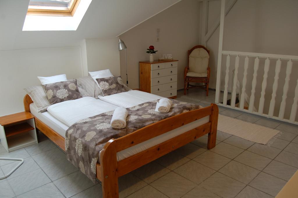 Apartman Rose Eger Exterior photo